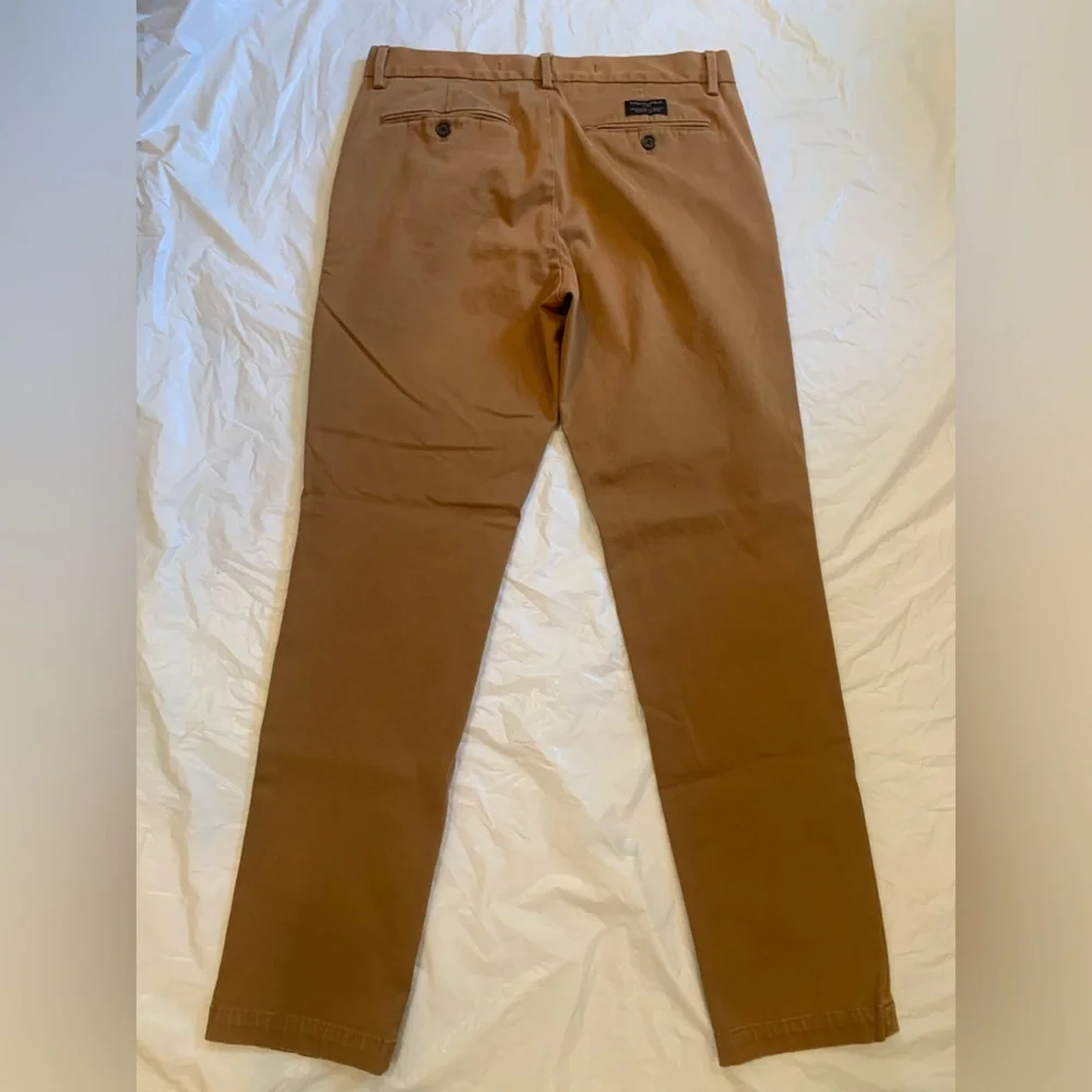Banana Republic this nice